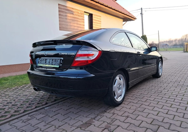 Mercedes-Benz Klasa C cena 12800 przebieg: 272111, rok produkcji 2004 z Łódź małe 352